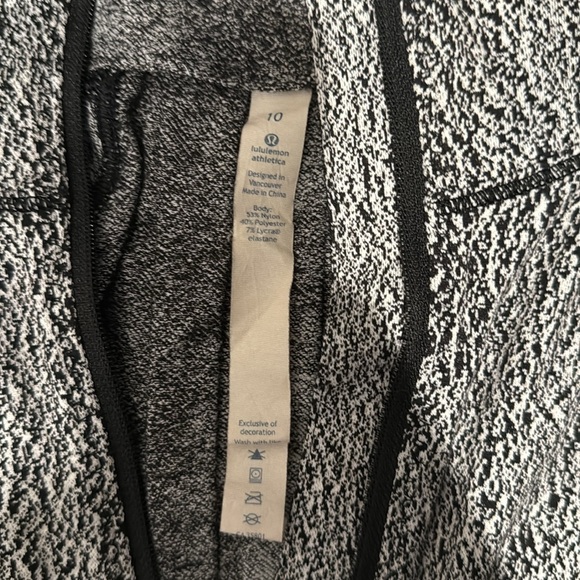 Lululemon pullover - Picture 2 of 2